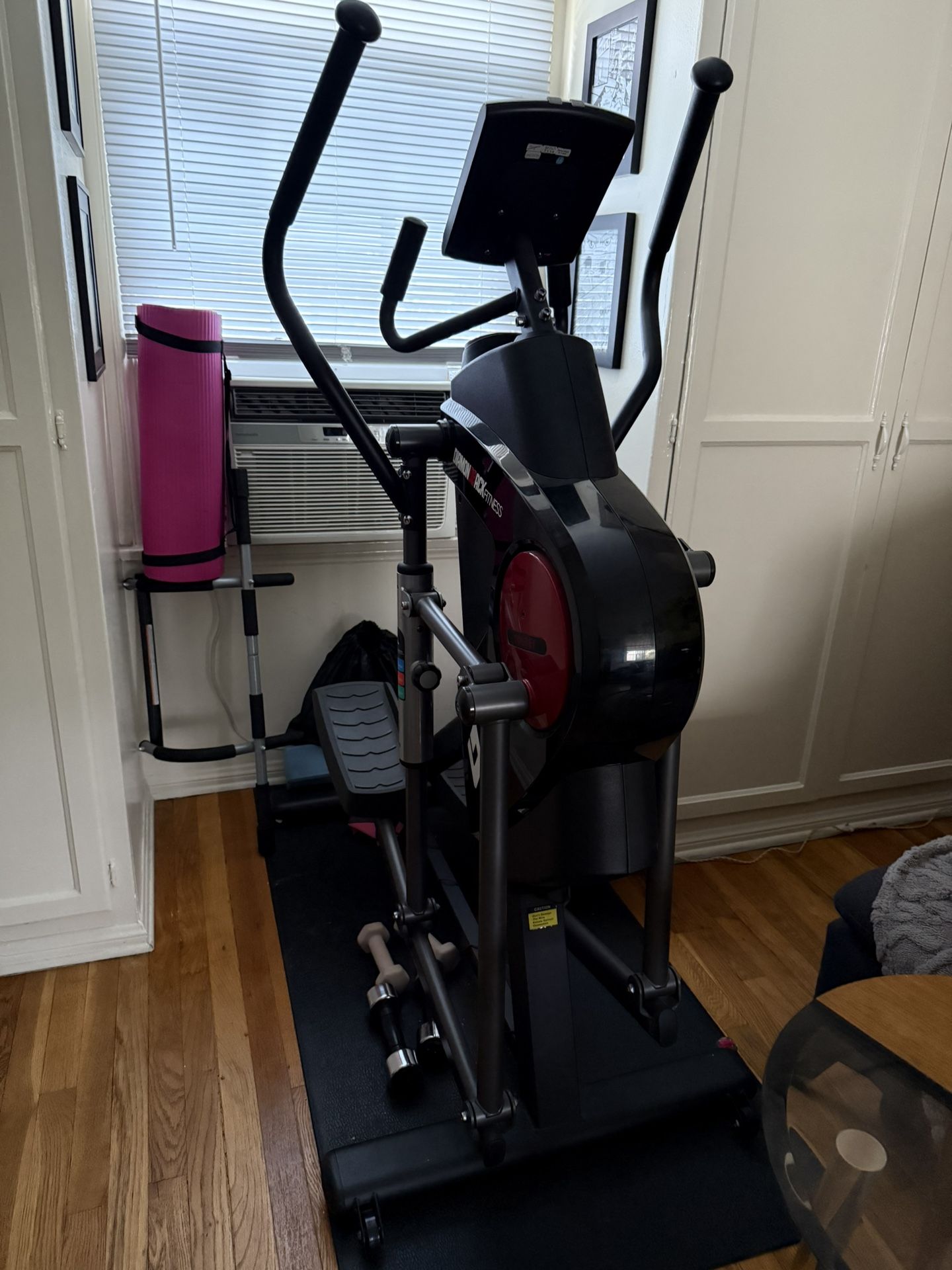 The Diamondback Fitness 1060ef Elliptical Workout Machine