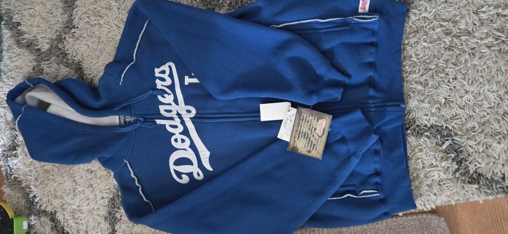 Vintage MLB STITCHES Dodgers Jacket/hoodie