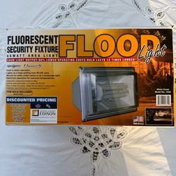 NOS Lights Of America Fluorescent  Flood Light Security Fixture 9265 White