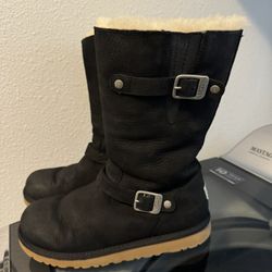 Like New Ugg Boots Size 6 Women Run For Bigger Size Up To Size 8