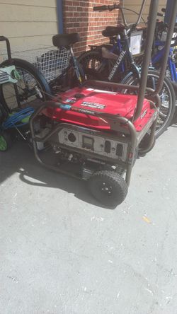 MaxControl Portable Gas Generator with Wheels
