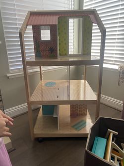 KidKraft Dollhouse