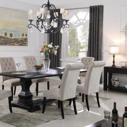 Beautiful Dark Wood Rustic Table With 6 Linen Chairs $1100