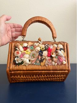 Vintage Sea Shell Wicker Purse