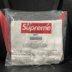 Supreme West Hollywood Opening Box Logo Size: M