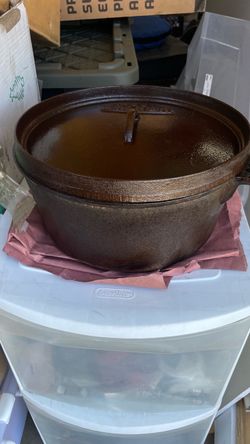 Pre-Seasoned Cast Iron Camp Dutch Oven with Lid Large Camping Dutch Oven