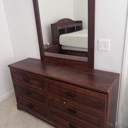 Bedroom Set 