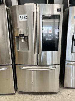 Samsung 36in. Smart Screen 3-Door Ice Dispenser Stainless Steel Refrigerator