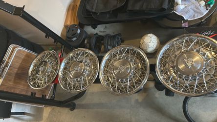 Classic hubcaps 15” $150obo