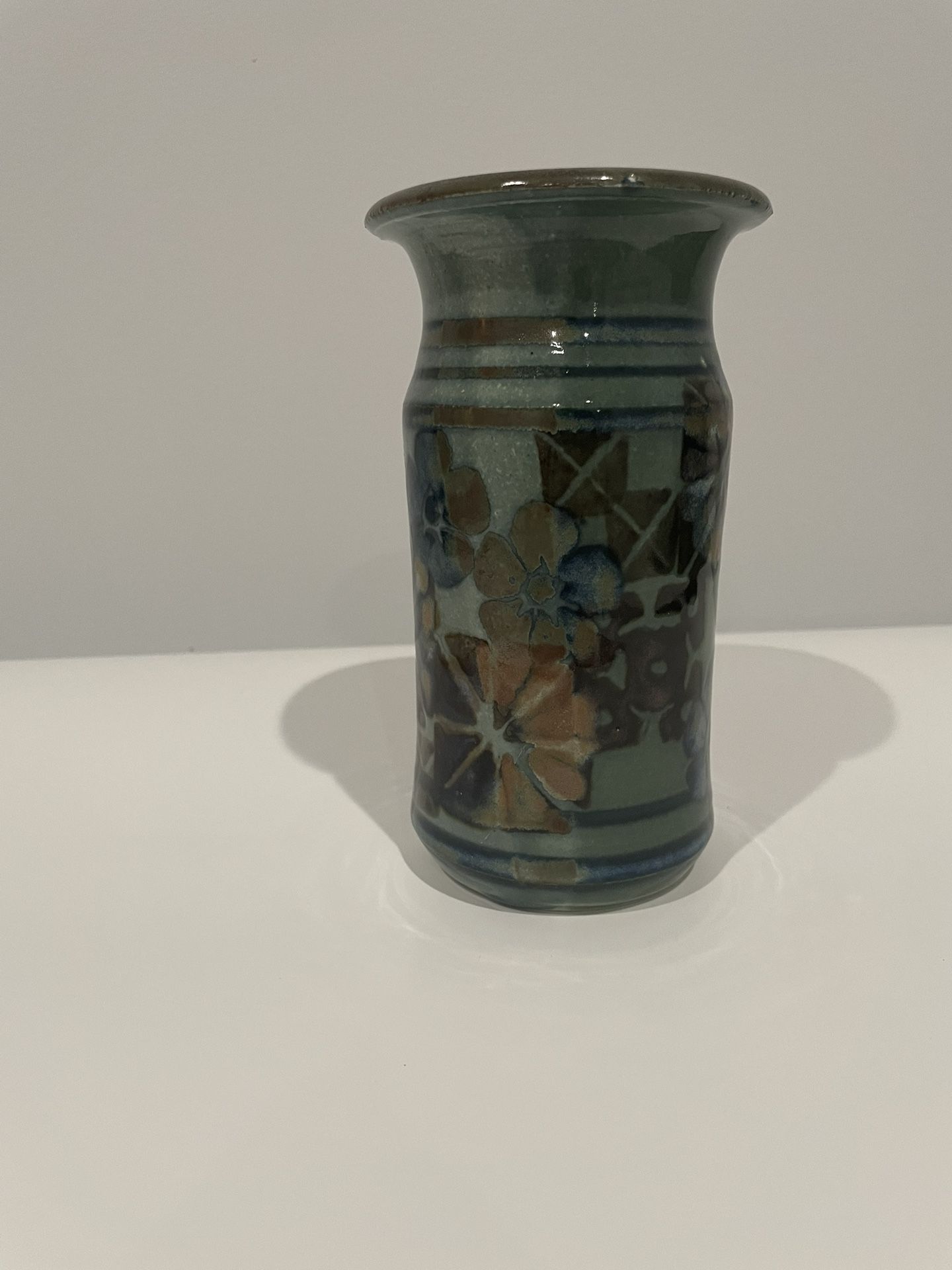 Apple Lane Pottery Vase