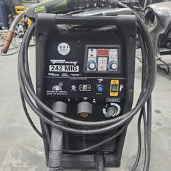 Mig Welder Forney 242