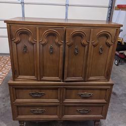 Mid-Century 4  Piece Bedroom Set
