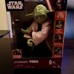 INTERACTIVE Legendary Master Yoda (Spinmaster) STAR WARS