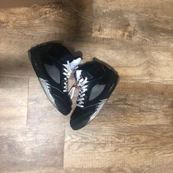 Jordan 5 Metallics