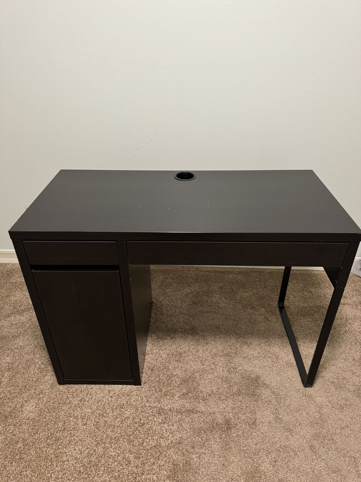 Ikea Micke Desk *Still Available If ad Is Up*