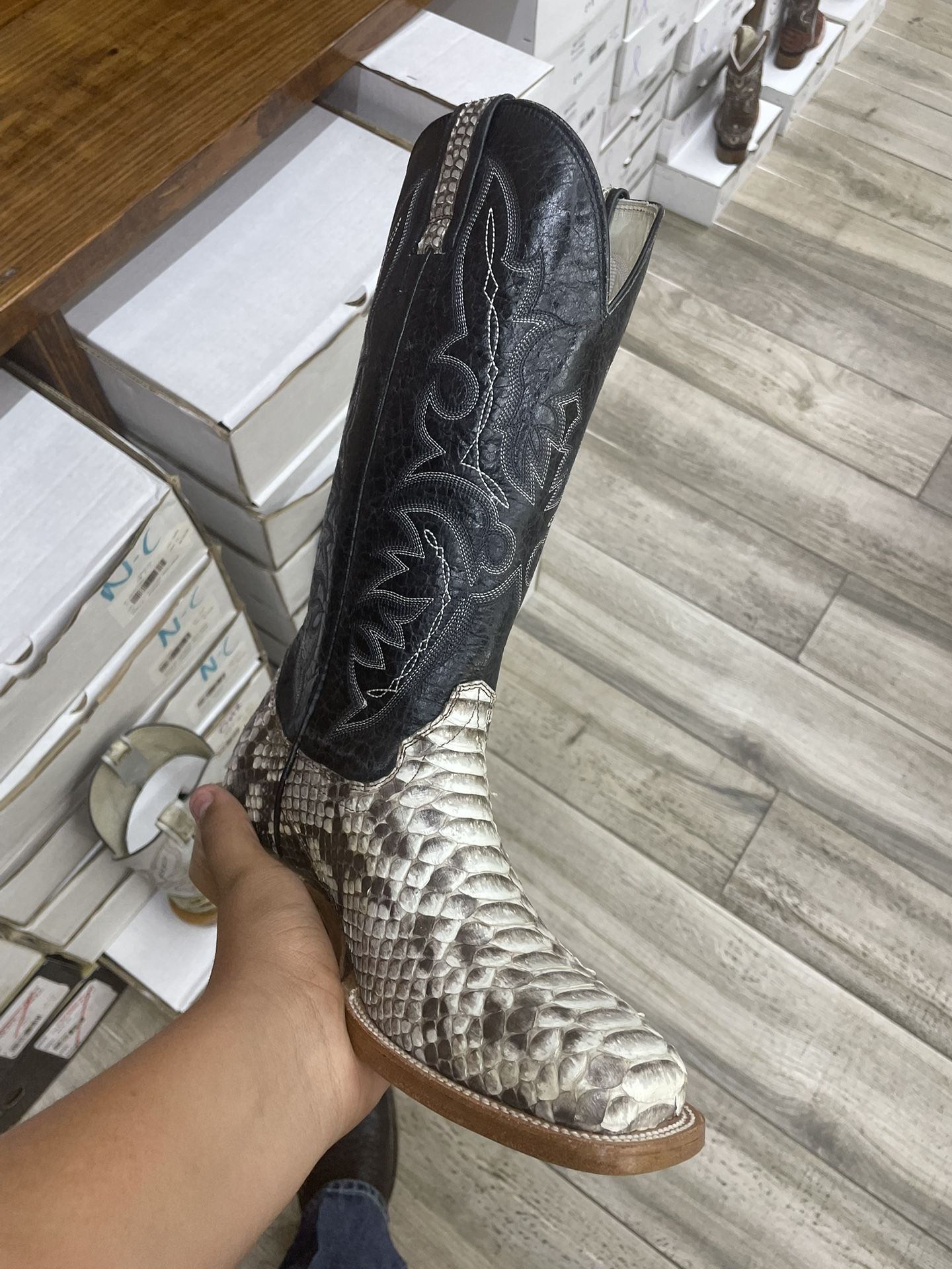 men boots