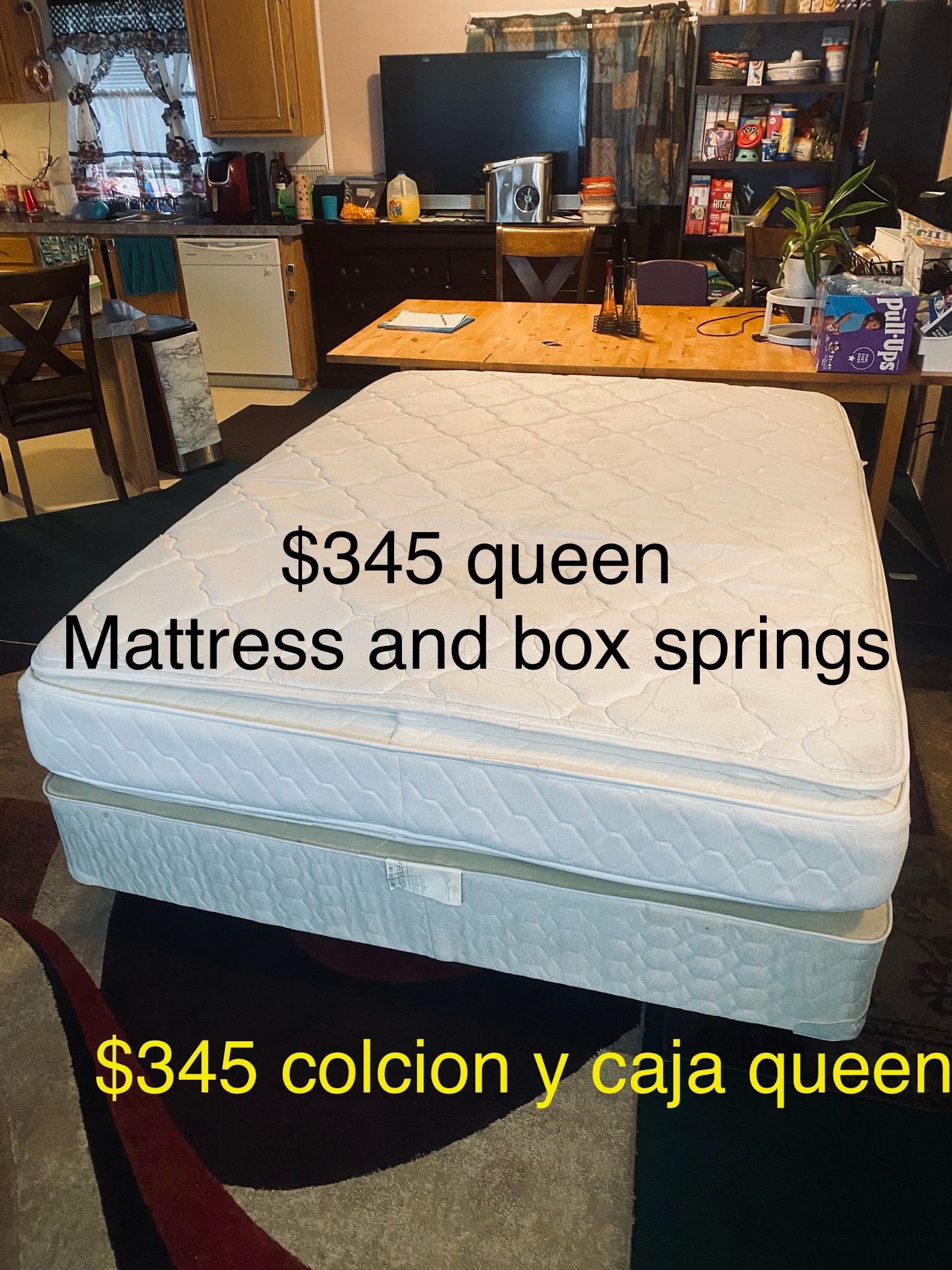 ⭐️⭐️⭐️⭐️-$345 cama queen-1 white queen mattresses/box springs (box springs choice of blue or brown as white one sold) ($345 for each of bed (mattress