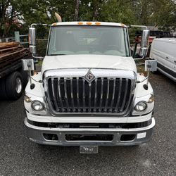 2008 International WorkStar W/ Forklift