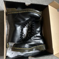 Dr. Martens X Marc Jacobs Collaboration 