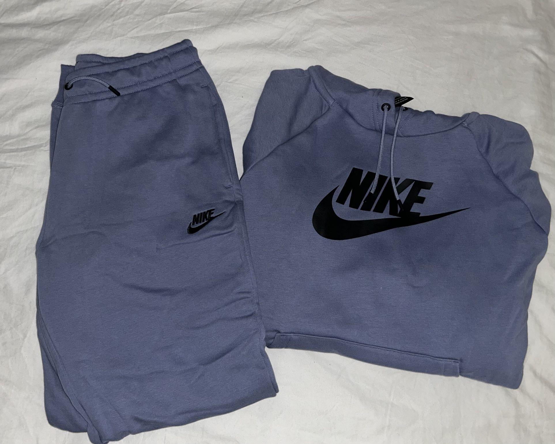 Nike Club Fleece Hoodie & Sweatpants Matching Set