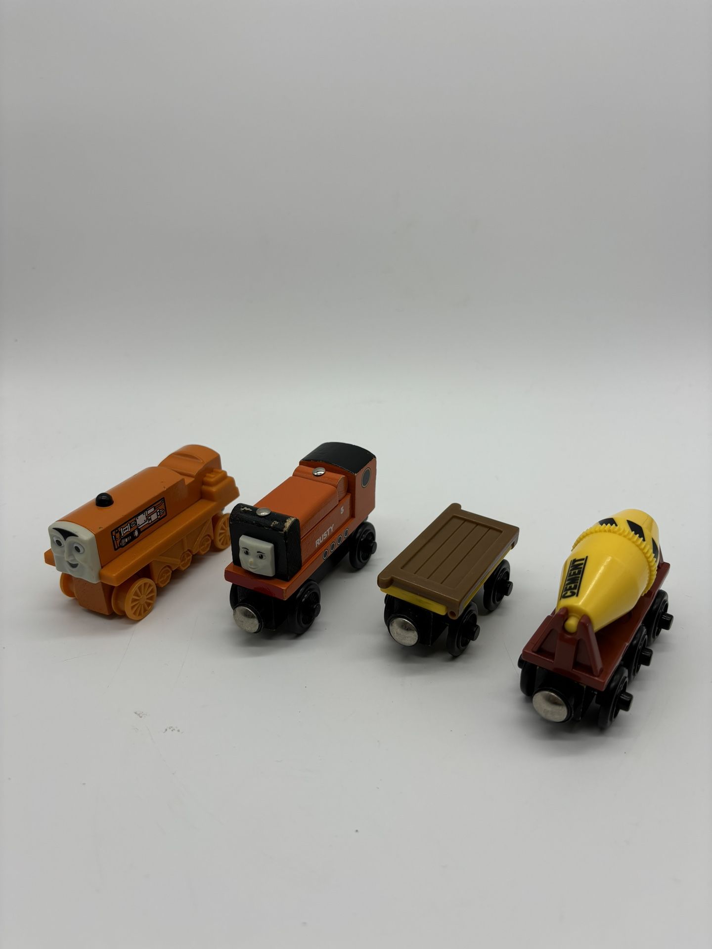 Thomas & Friends Wooden Railway Train Rusty Terence Sodor Flatbed Construction
