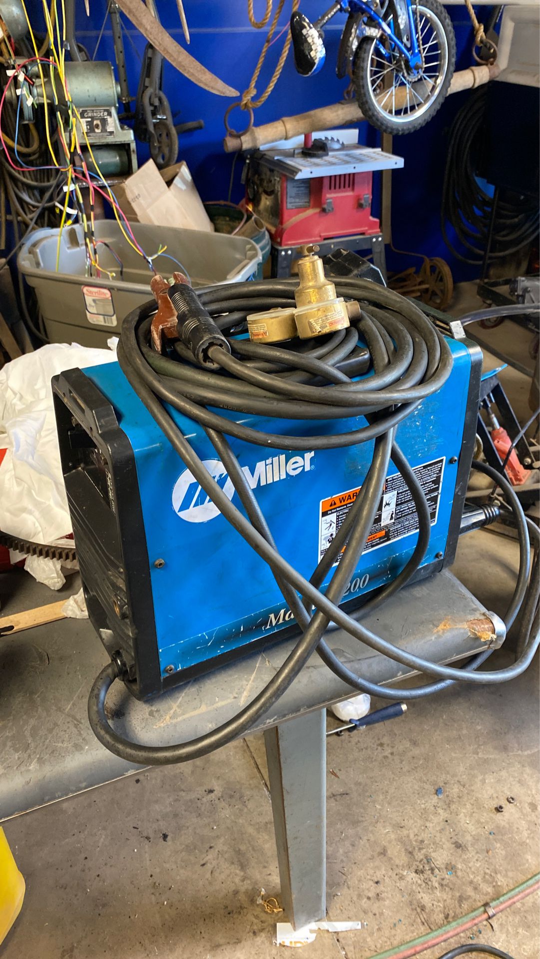 MILLLER MAXSTAR 200 WELDER (with all cords)