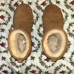 Women’s Uggs 