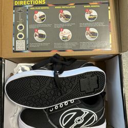 Size 2 Boys Shoes With Wheels 