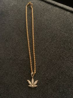 Gold weed necklace