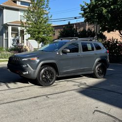 2016 Jeep Cherokee
