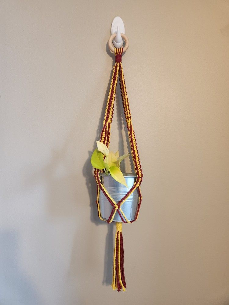 Harry Potter Gryffindor Scarlet & Yellow Macrame Plant Hangers