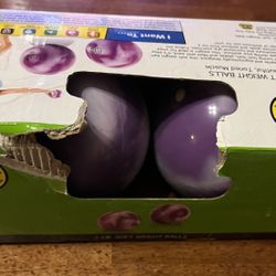 Gold gym Soft Weighted 2 Lb Balls 