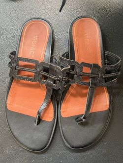 Vionic Alvana Black Leather Sandals Size 6 Wide