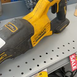 Dewalt Saw