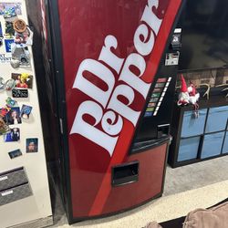 Pop Machine Soda Vending Machine