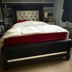 3 Piece Queen Bedroom Set