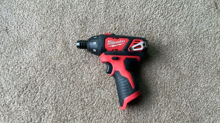 Milwaukee M12 Cordless Screwdriver Tool Only