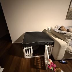 Puppy playpen with cover
