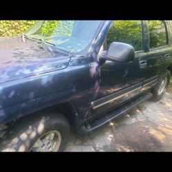 2003 Chevy Tahoe  For  Parts Only 