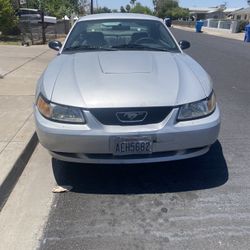 2003 Ford Mustang