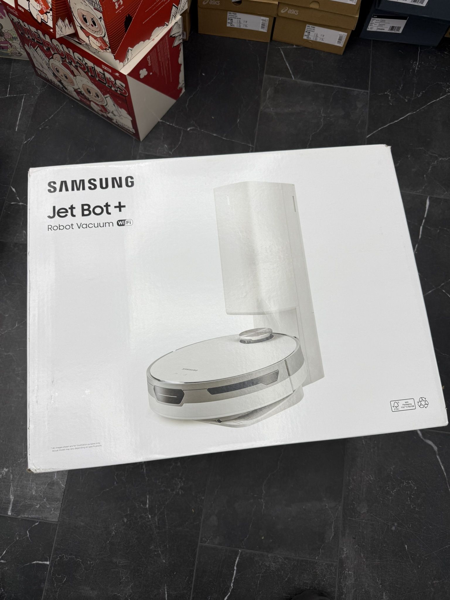SAMSUNG Jet Bot+ Robot Vacuum Cleaner with Clean Station Brand New!