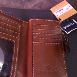 Wallet Patricia nash .