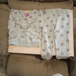 Minnie Mouse T-shirt And Pants
