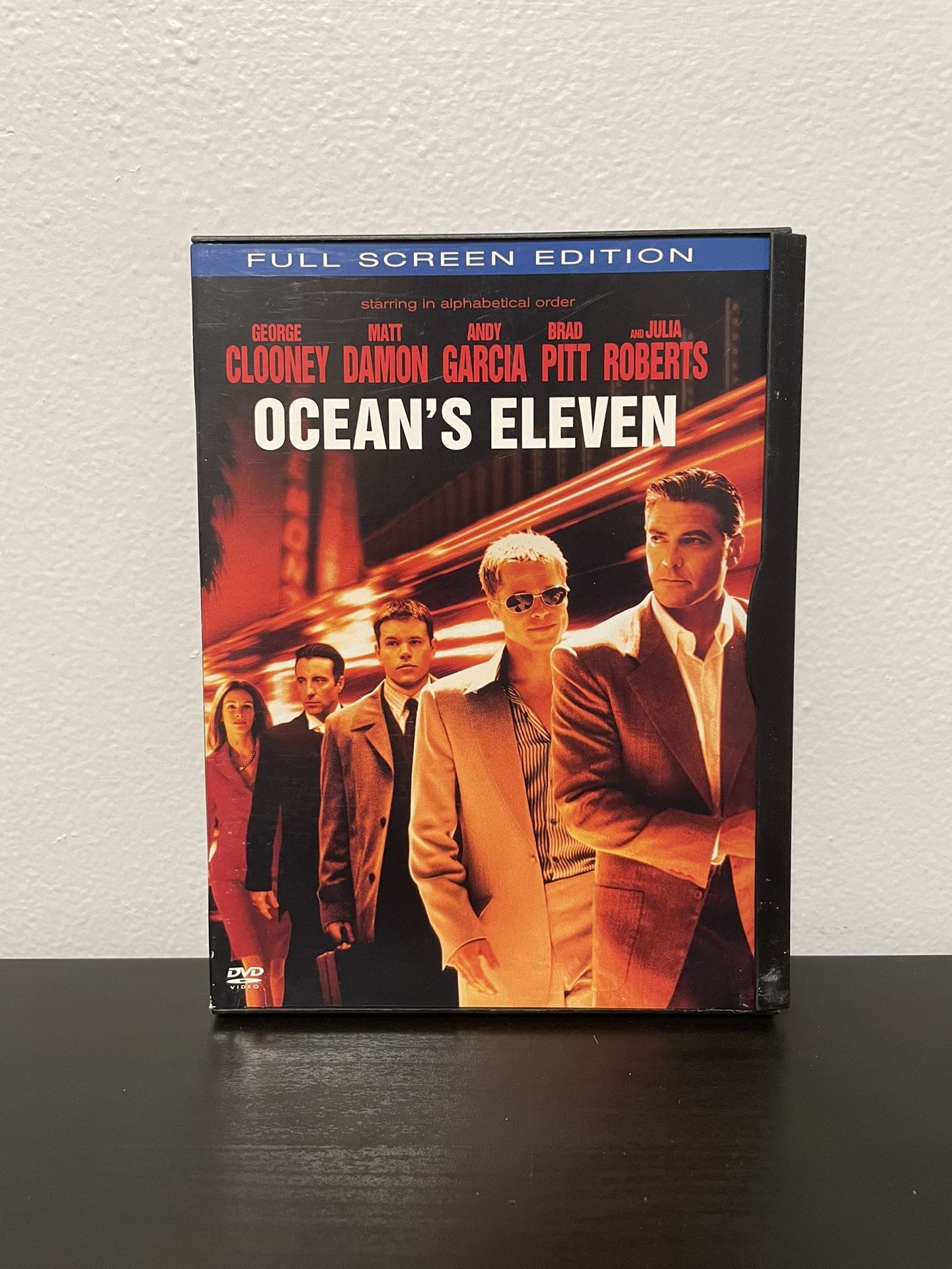 Oceans Eleven 11 DVD Movie Full Screen Edition Brad Pitt Matt Damon Y2K 2001
