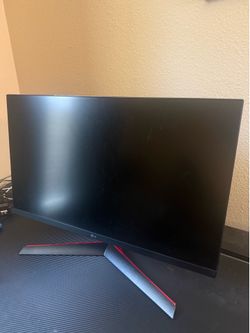 LG UltraGear Gaming Monitor + Premium 8K HDMI Cable