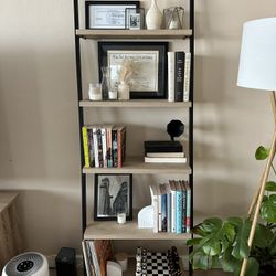 Wooden Ladder Shelf