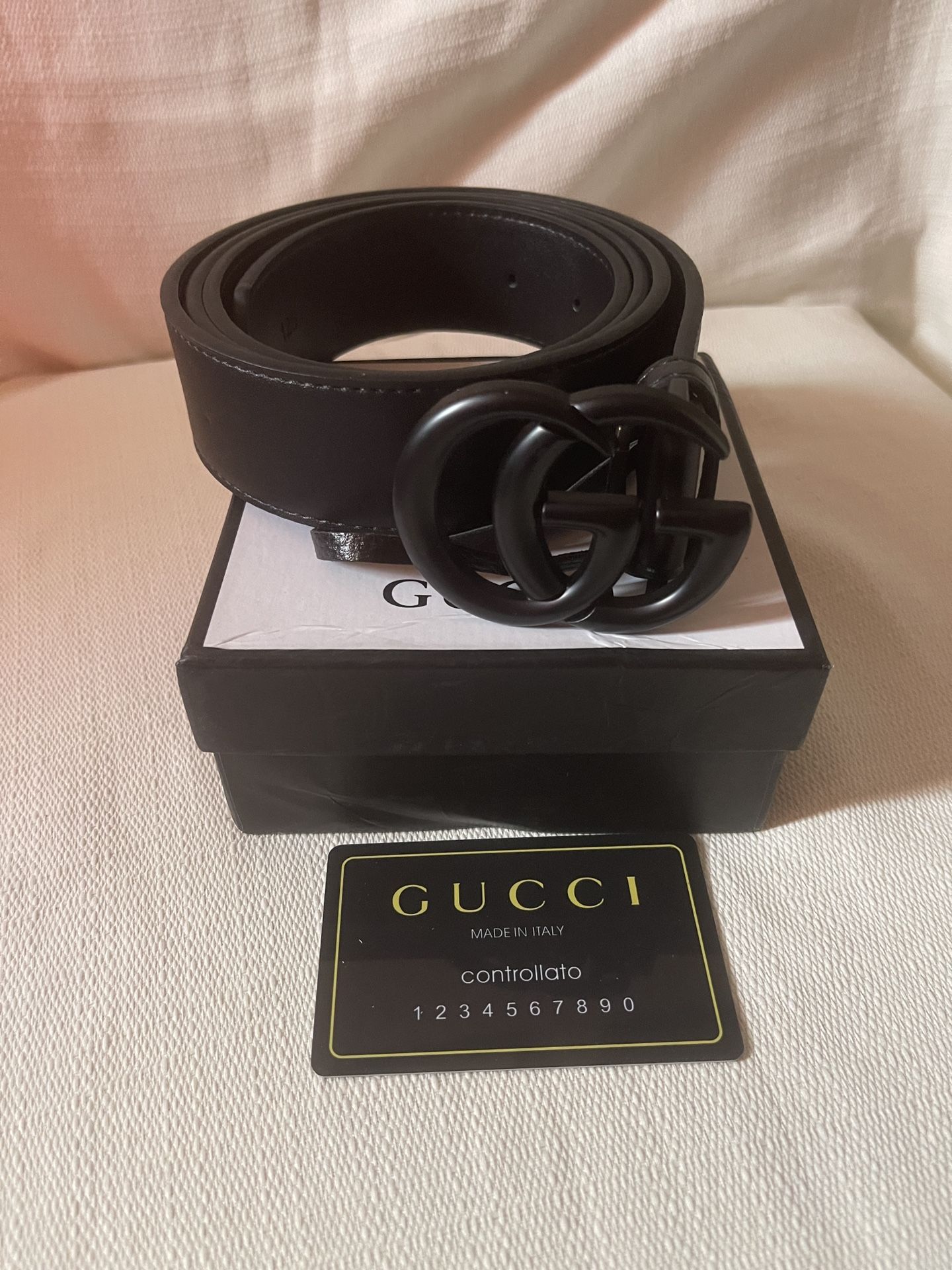 Men’s All Black Gucci Belt