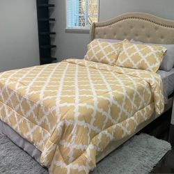 Elegant Full/Queen Bed Frame