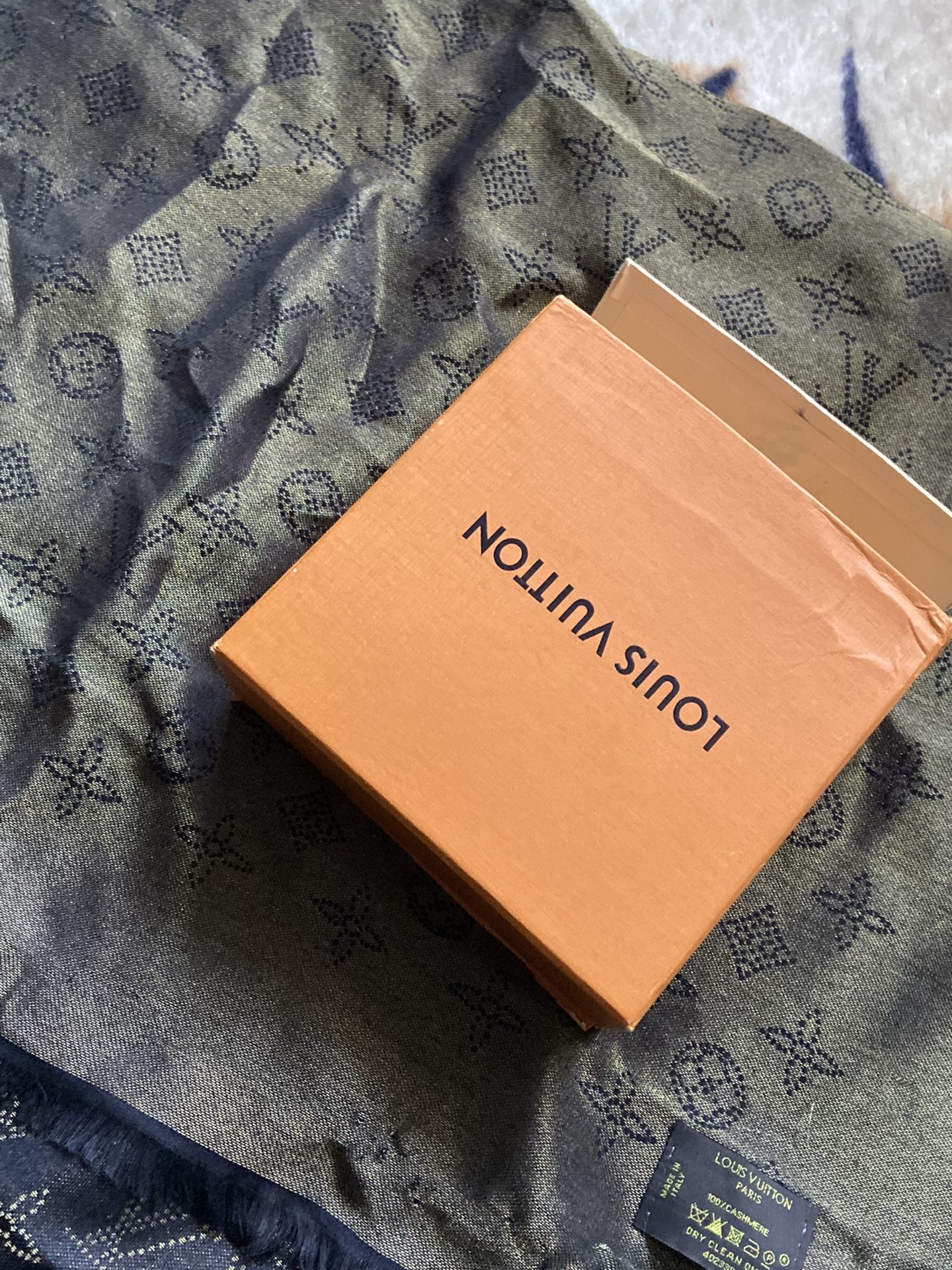 Louis Vuitton Scarf