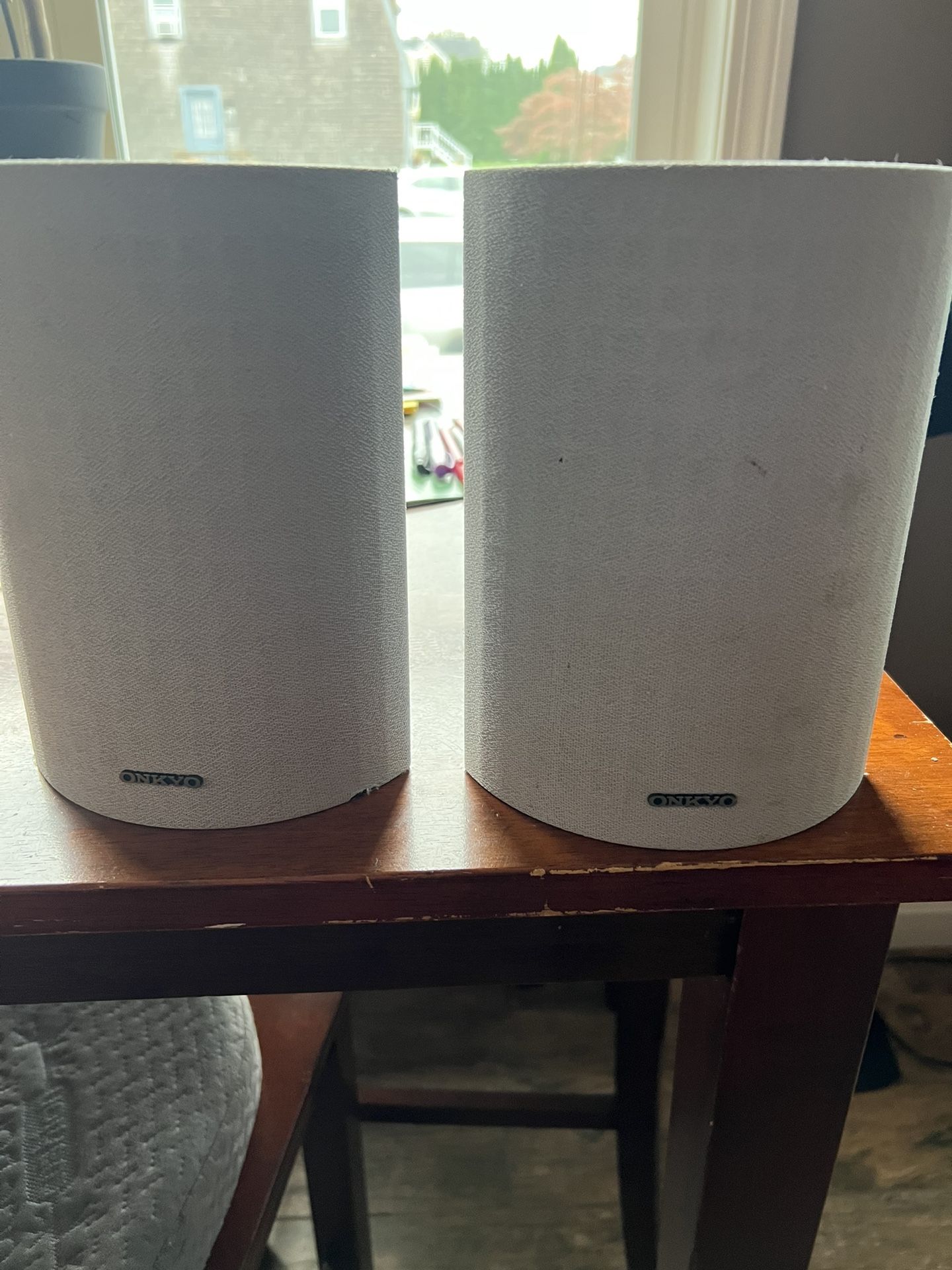 Speakers. Onkyo